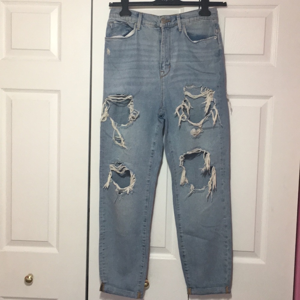 New Urban Outfitters Ripped Jean